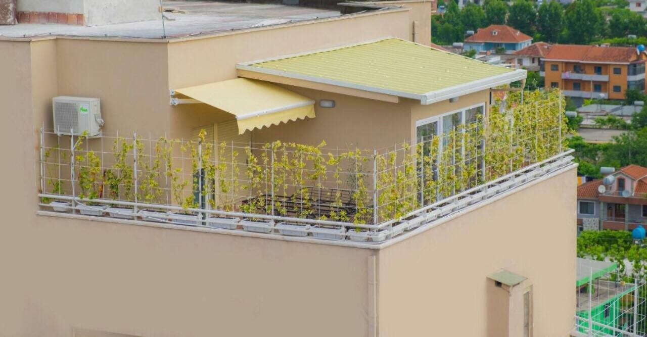 Modern Furnished Apartment With View تيرانا المظهر الخارجي الصورة